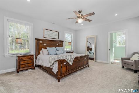 152 Old Farms Road Simsbury CT 06070