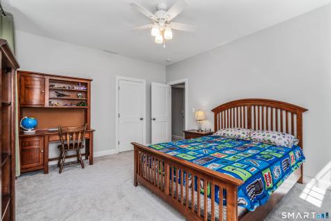 152 Old Farms Road Simsbury CT 06070