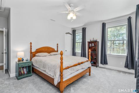 152 Old Farms Road Simsbury CT 06070