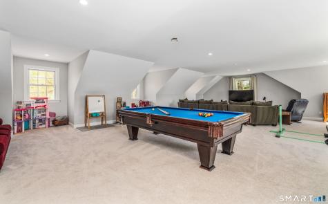 152 Old Farms Road Simsbury CT 06070