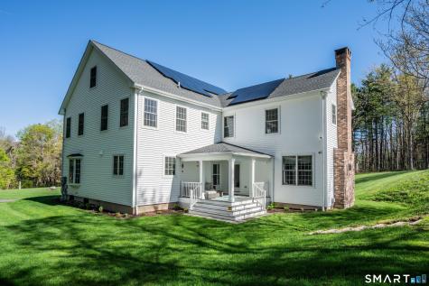 152 Old Farms Road Simsbury CT 06070