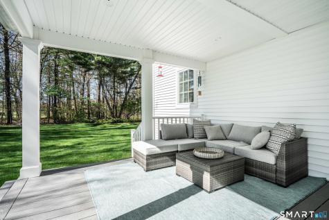 152 Old Farms Road Simsbury CT 06070
