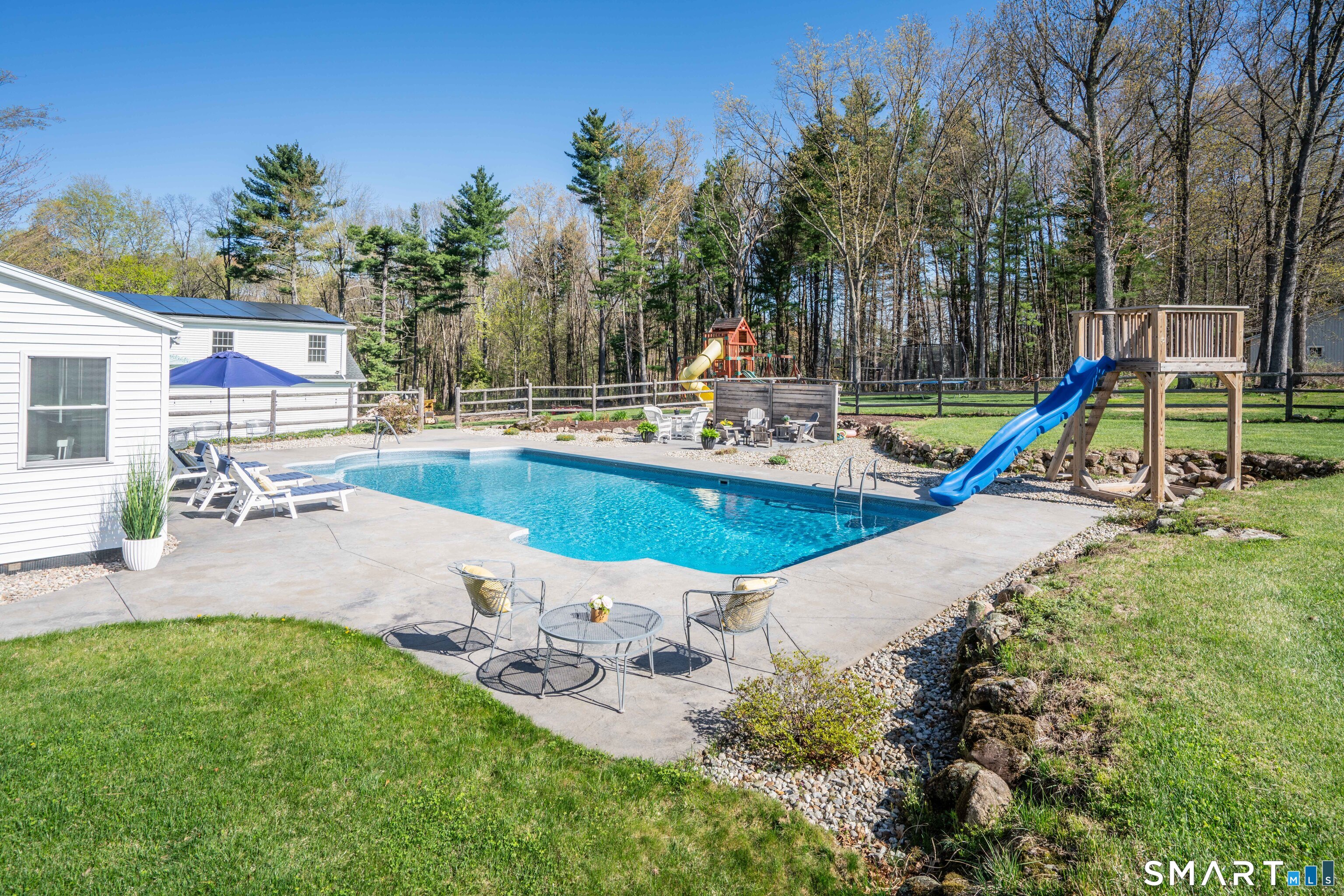 152 Old Farms Road Simsbury CT 06070