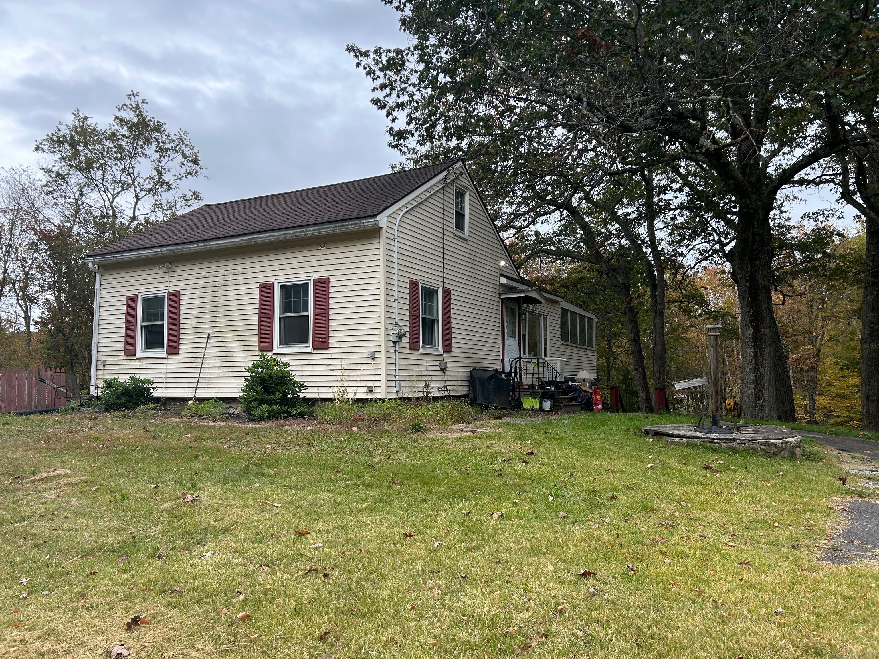 58 West Chippen Hill Road Burlington CT 06013