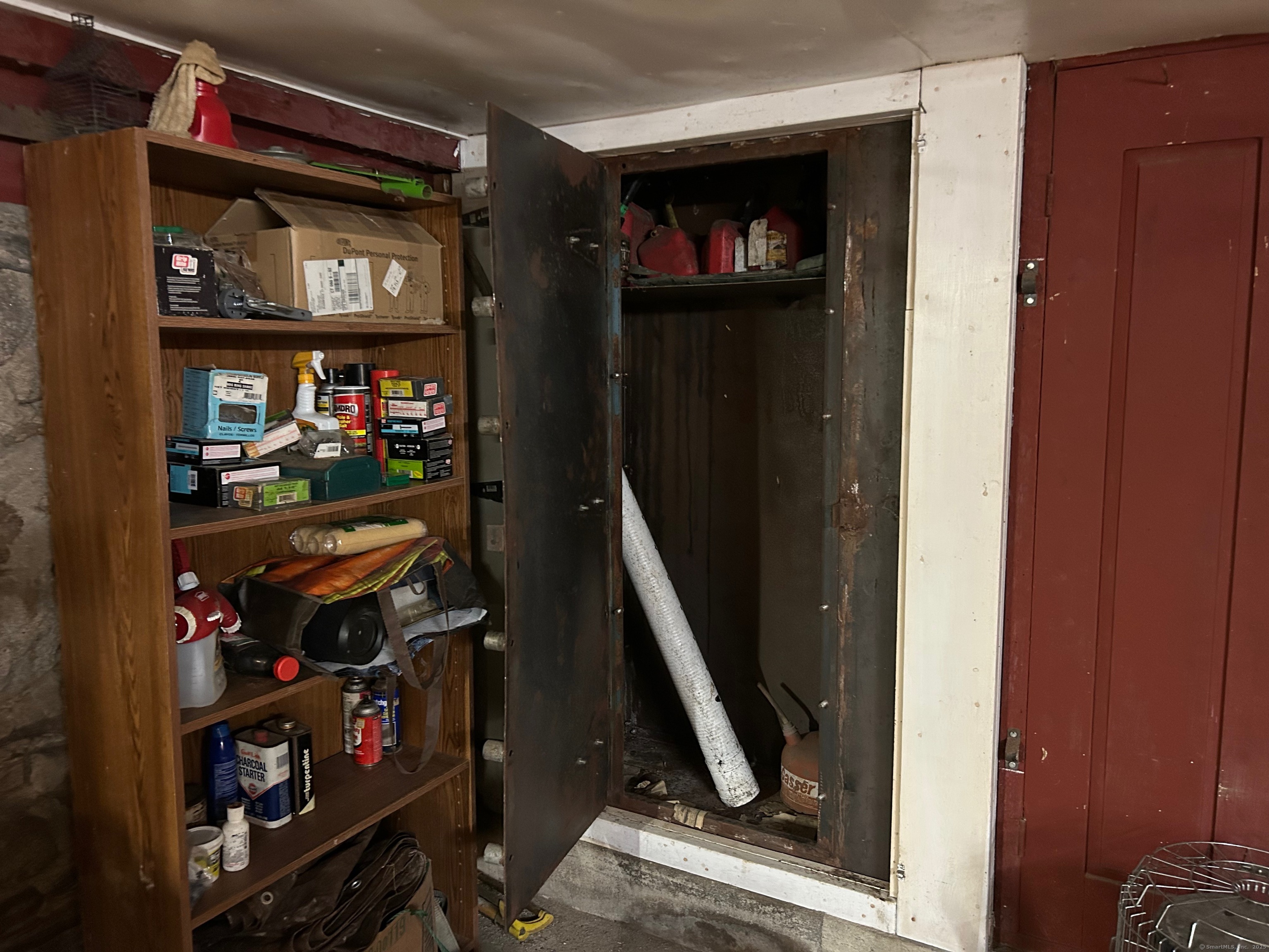 58 West Chippen Hill Road Burlington CT 06013