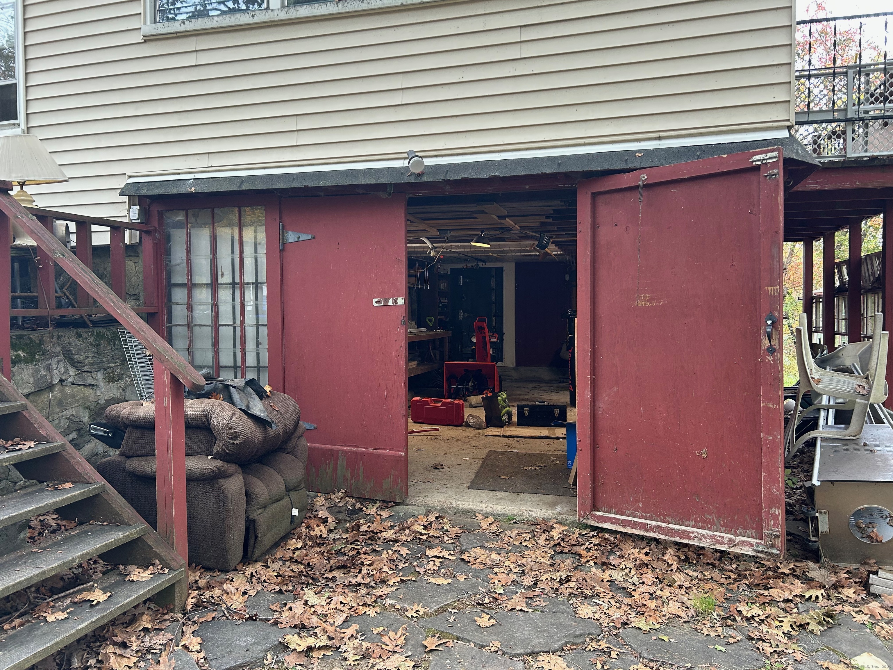 58 West Chippen Hill Road Burlington CT 06013