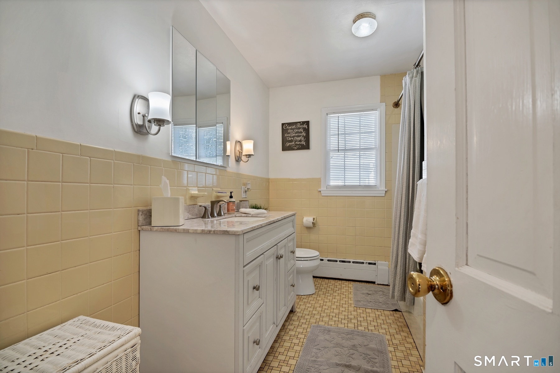 79 Longview Street Waterford CT 06385