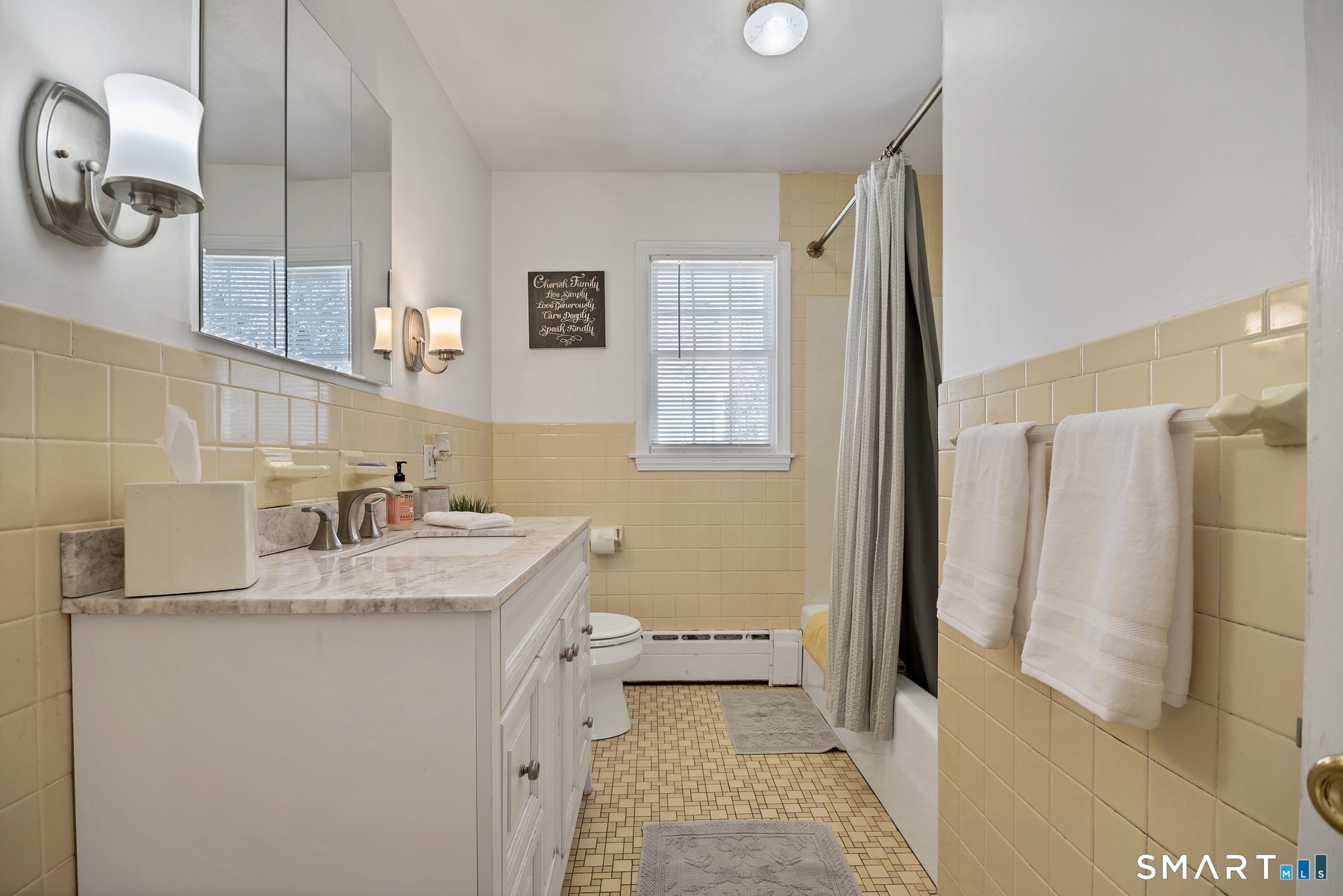79 Longview Street Waterford CT 06385