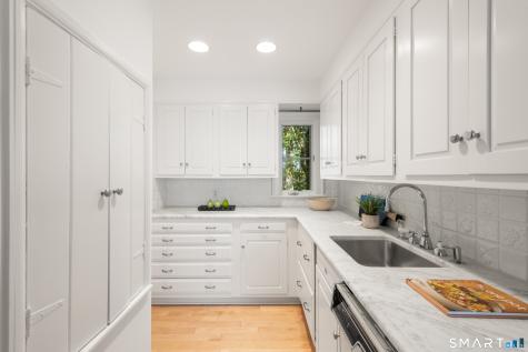 18 River Lane Westport CT 06880