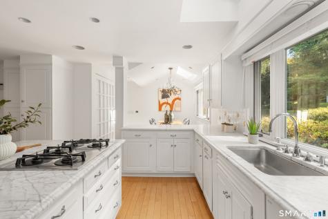 18 River Lane Westport CT 06880