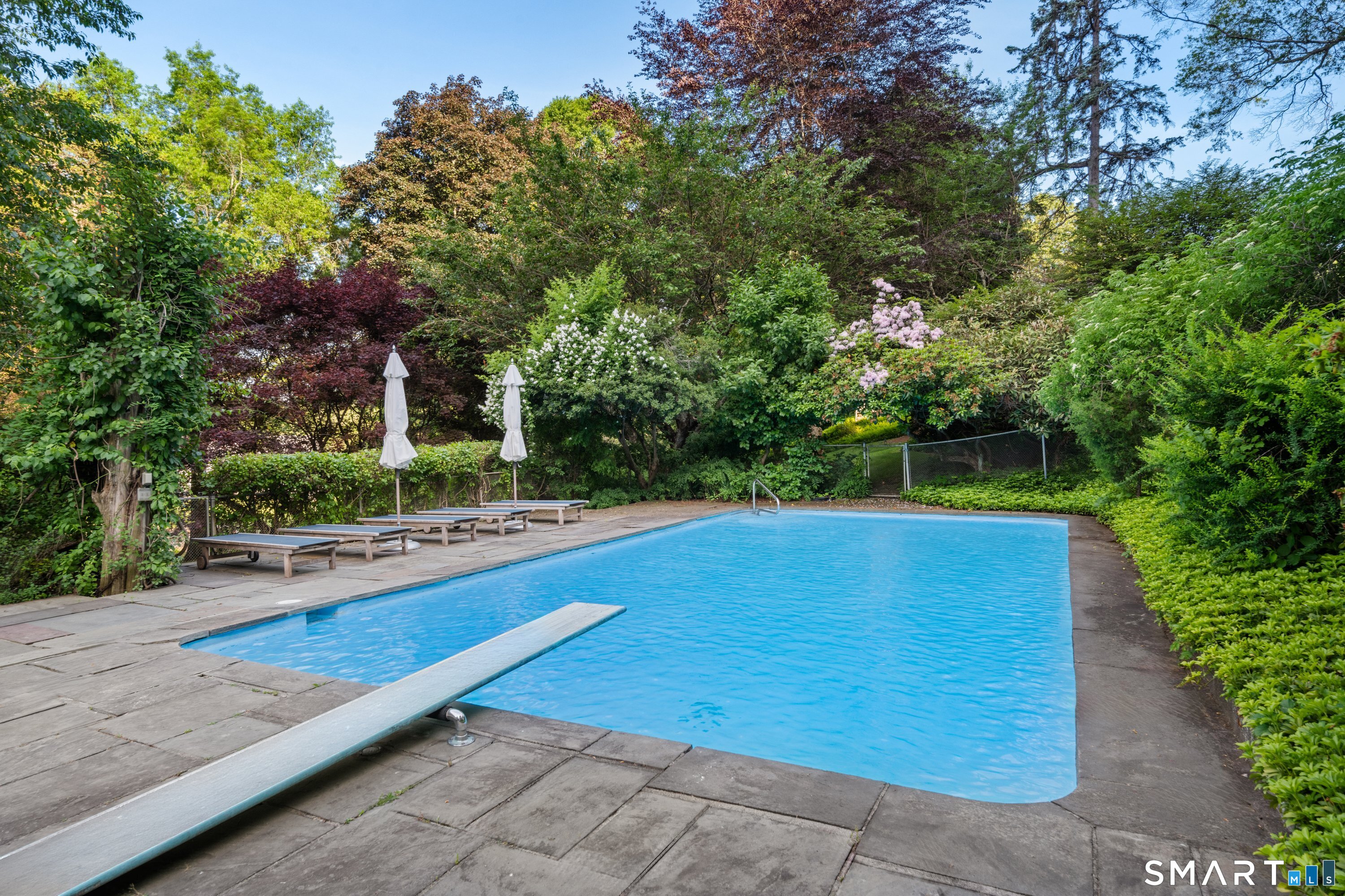 18 River Lane Westport CT 06880
