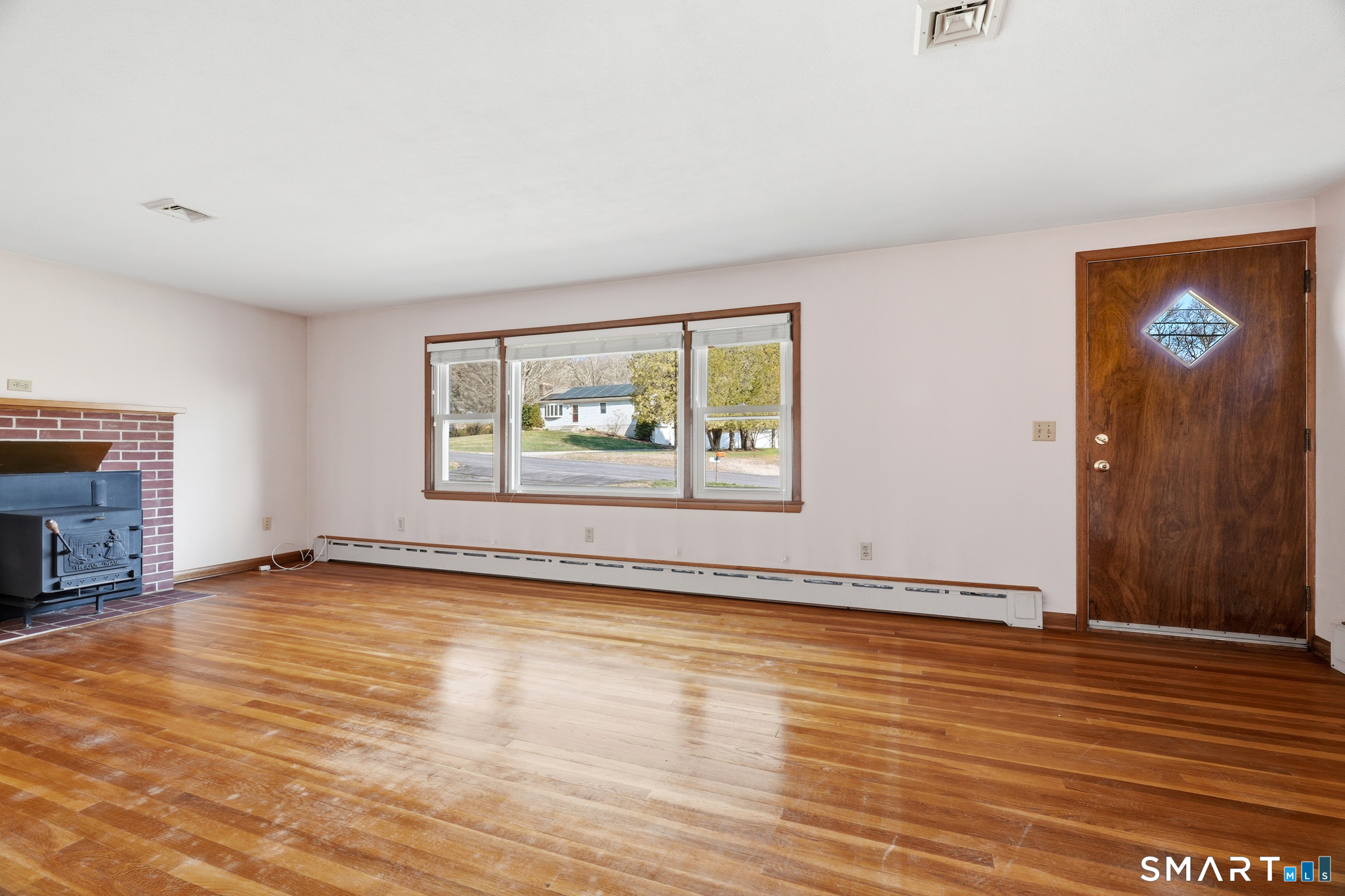 24 Rankin Court Montville CT 06382