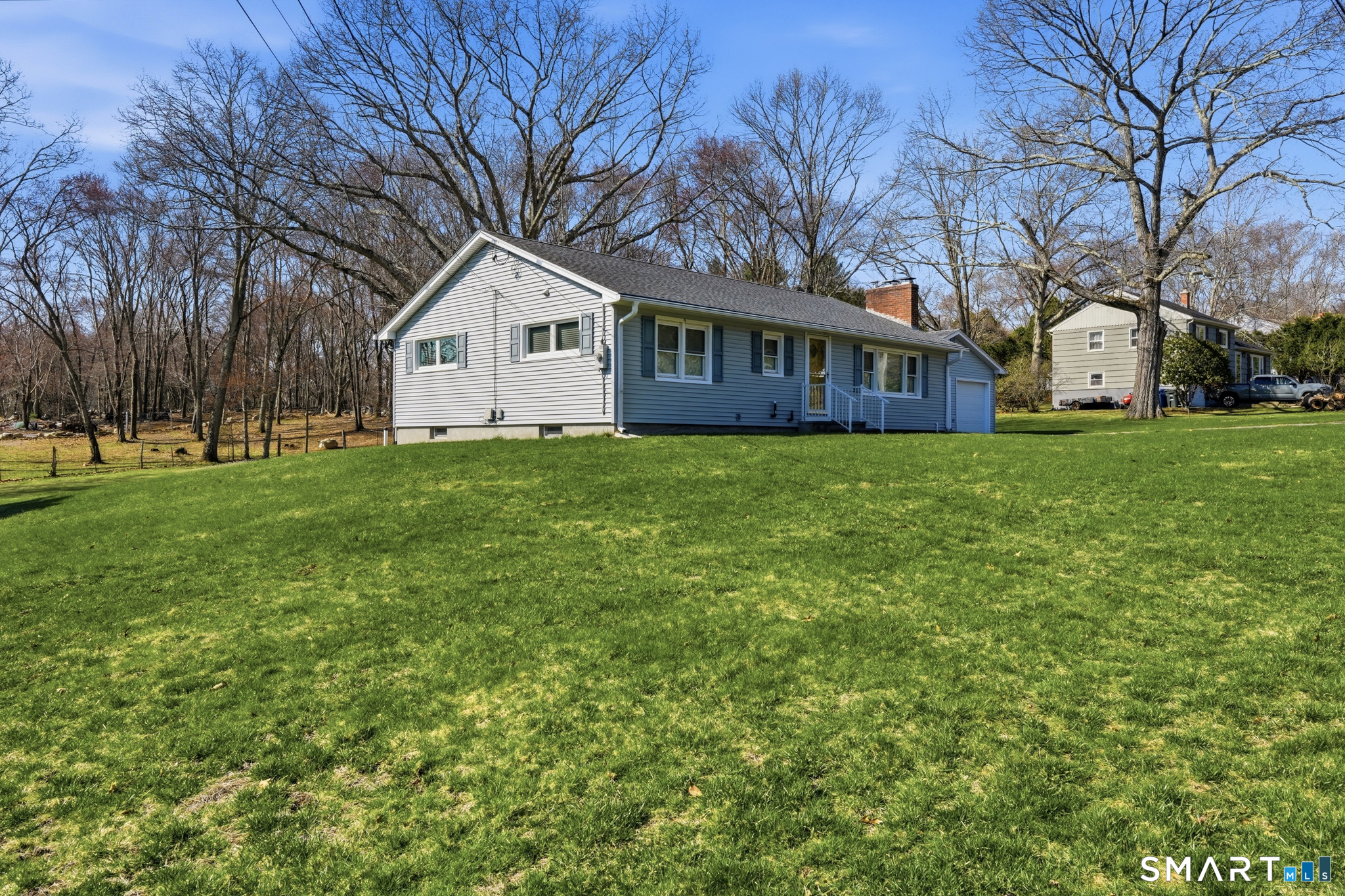 24 Rankin Court Montville CT 06382