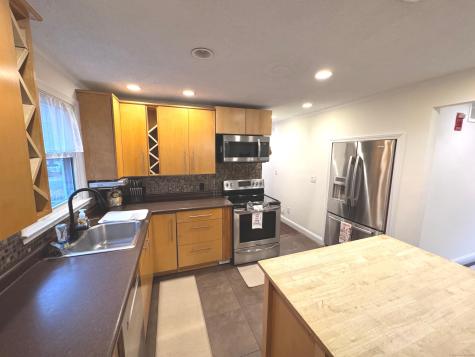 147 Pinehurst Drive Meriden CT 06450