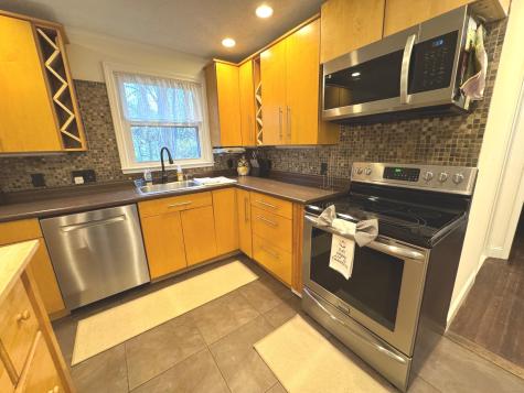 147 Pinehurst Drive Meriden CT 06450