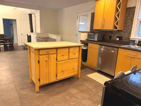 147 Pinehurst Drive Meriden CT 06450