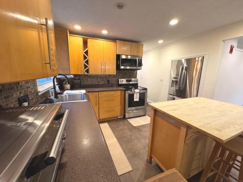 147 Pinehurst Drive Meriden CT 06450