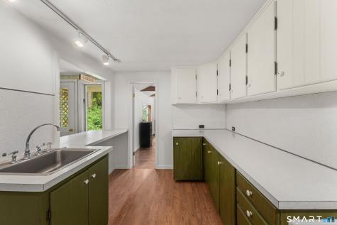 8 Mixville Road Prospect CT 06712