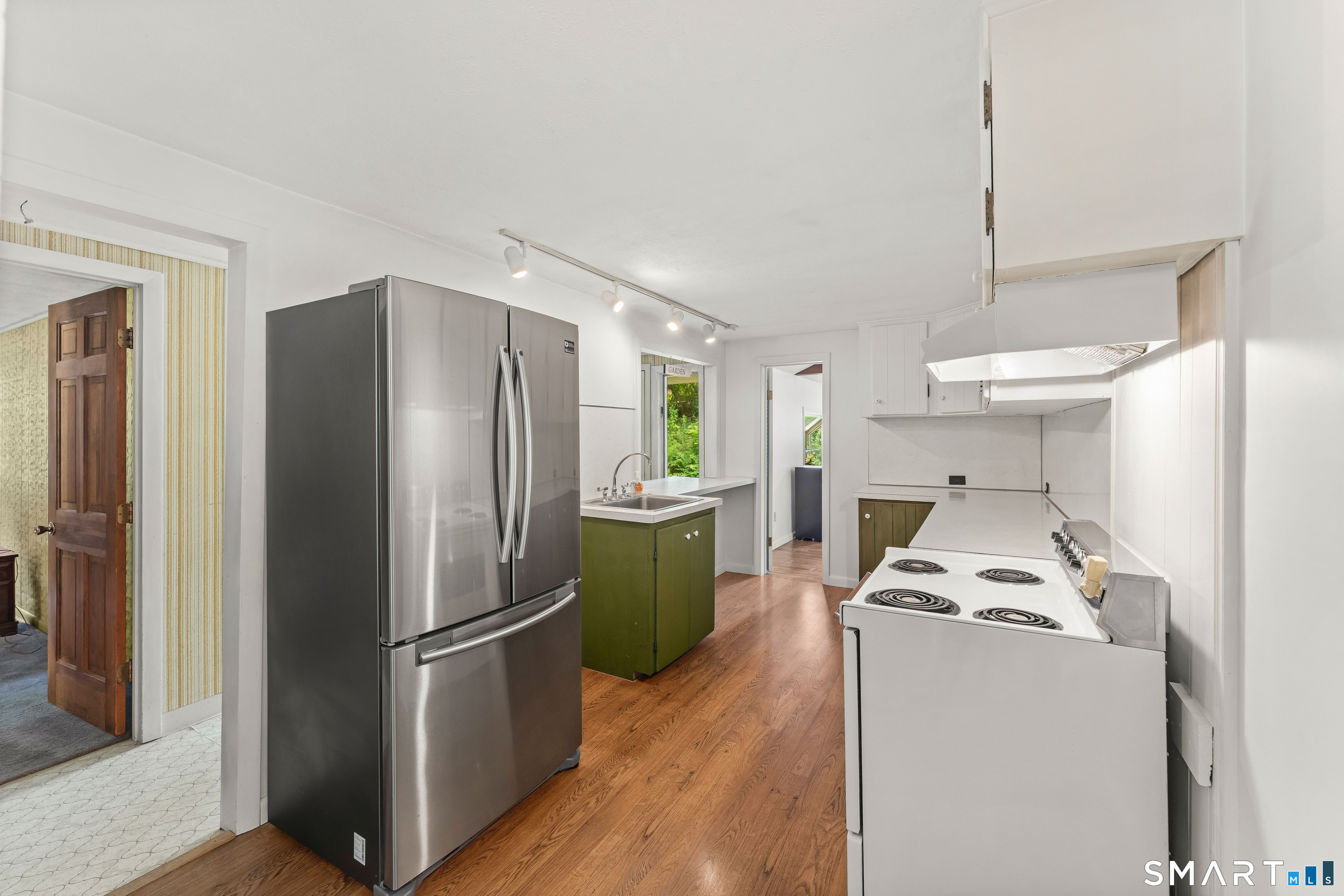 8 Mixville Road Prospect CT 06712
