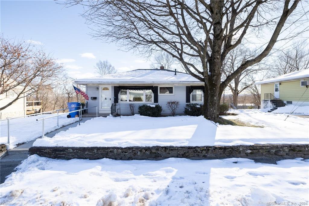 135 Anna Avenue Waterbury CT 06708