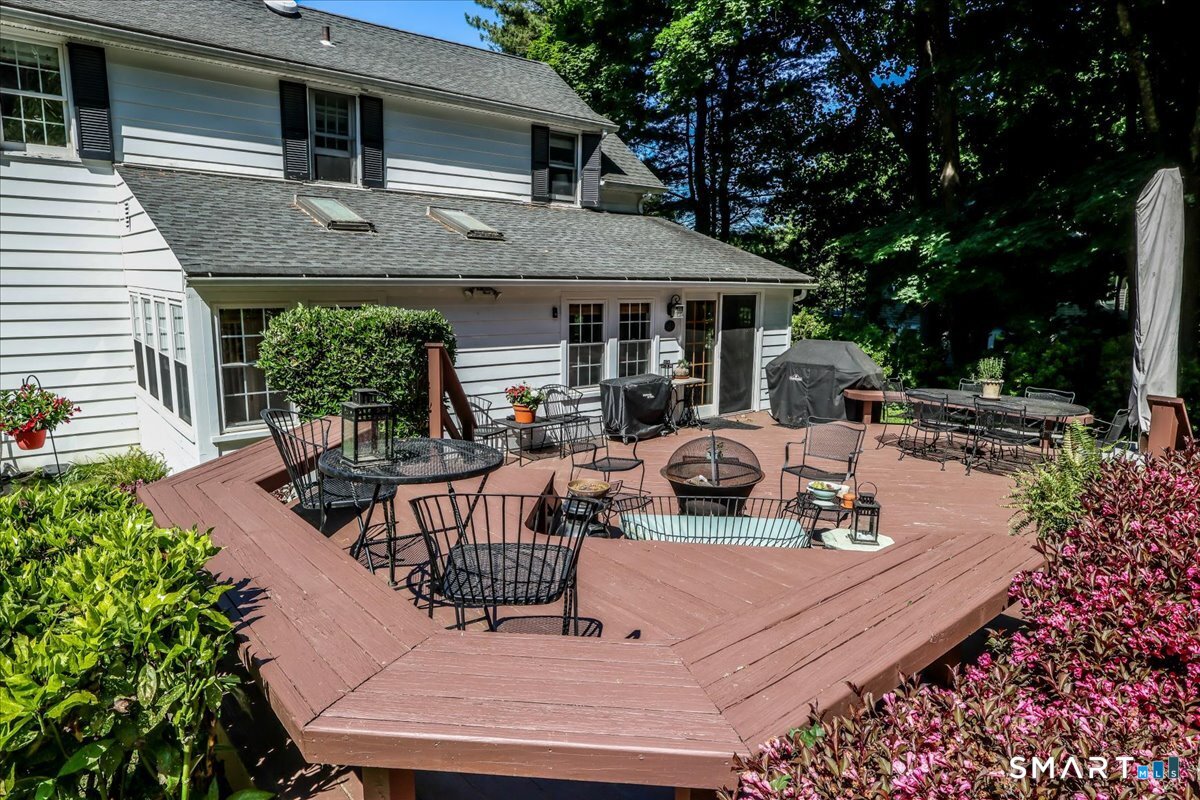 203 Whisconier Road Brookfield CT 06804