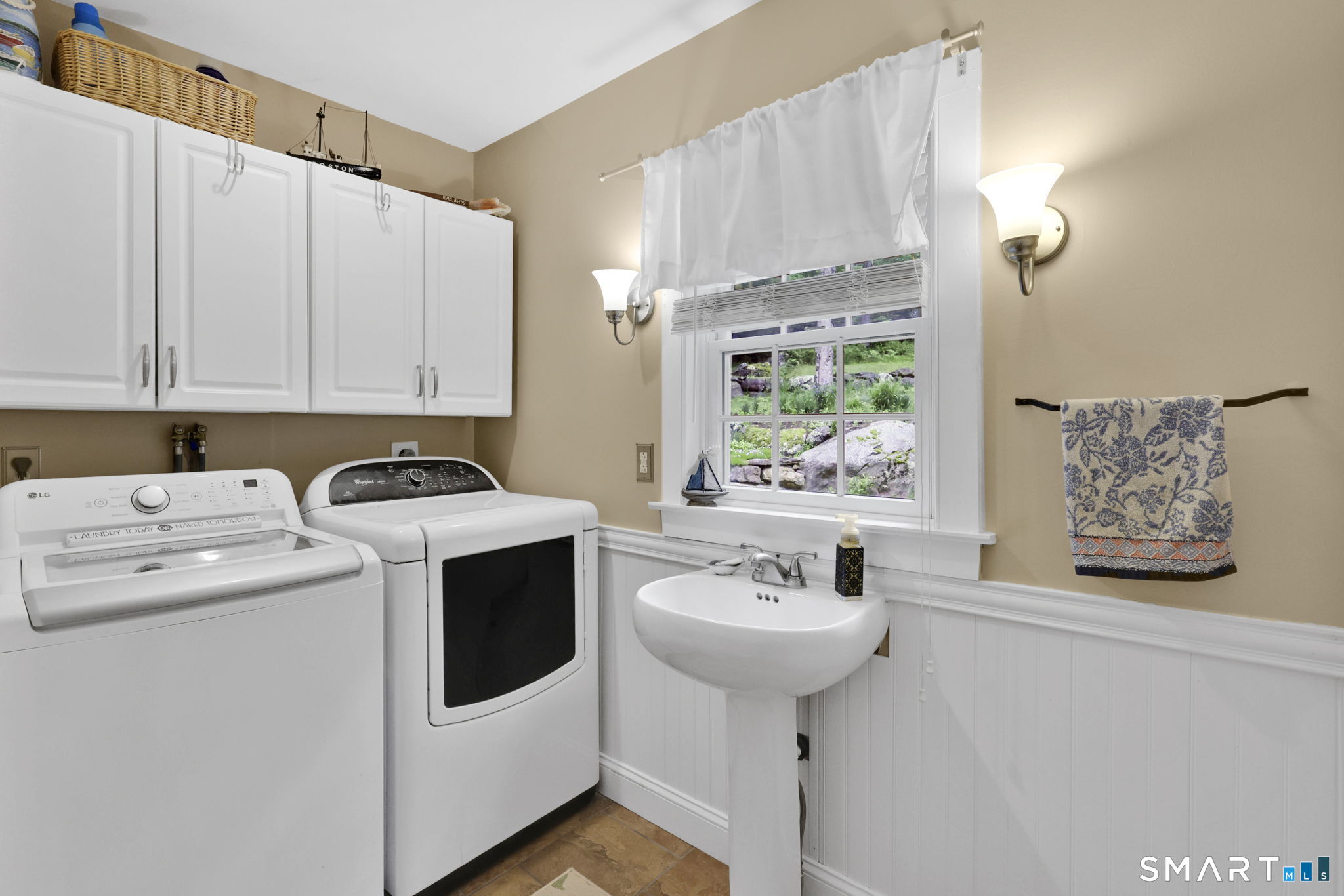 194 Brookside Lane Mansfield CT 06250