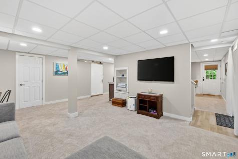 194 Brookside Lane Mansfield CT 06250