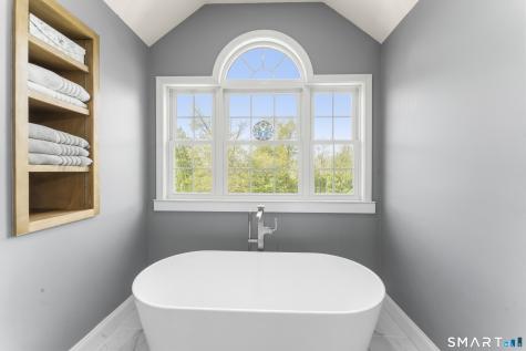 41 Charter Ridge Drive Newtown CT 06482