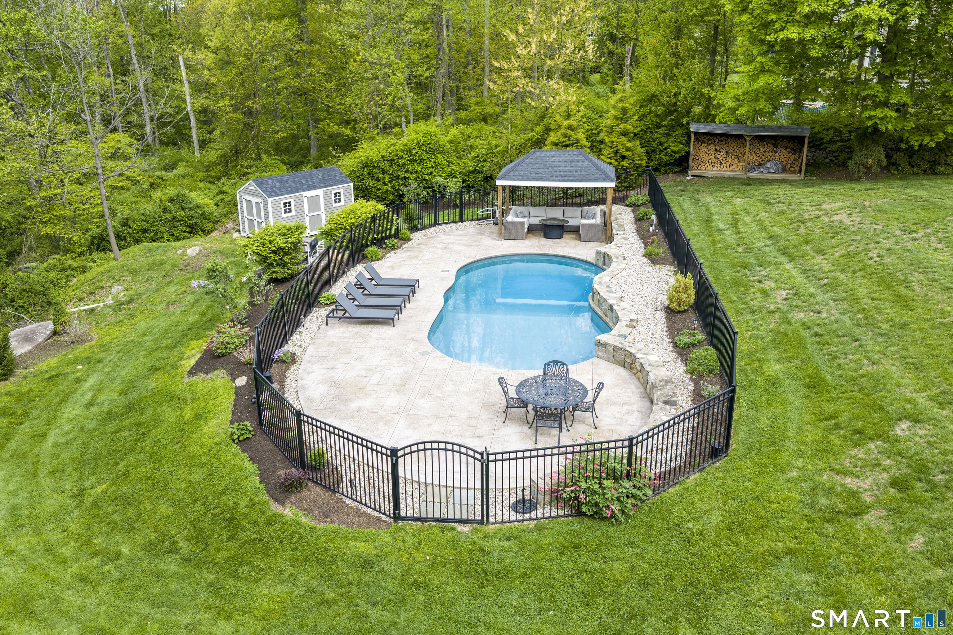 41 Charter Ridge Drive Newtown CT 06482
