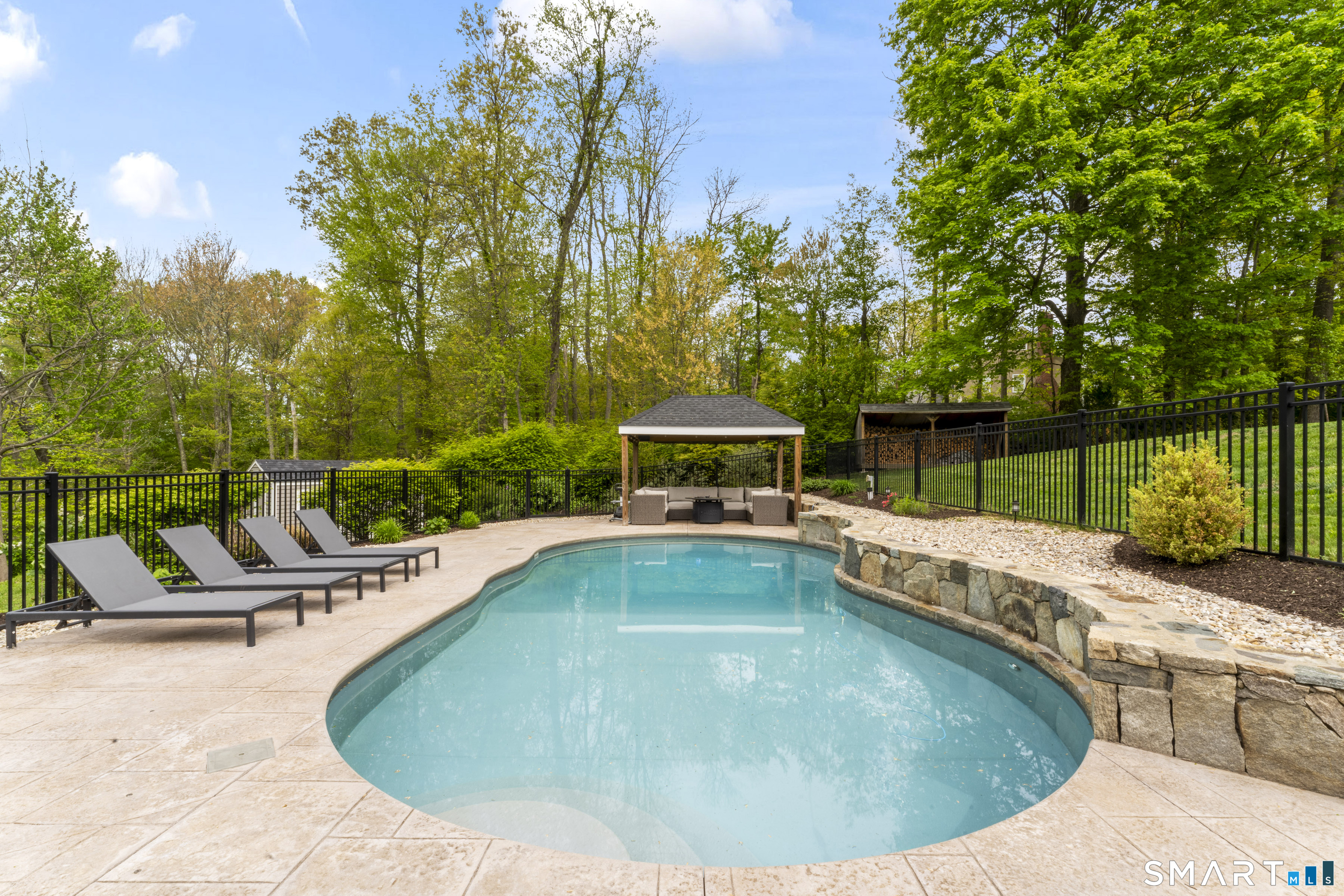 41 Charter Ridge Drive Newtown CT 06482
