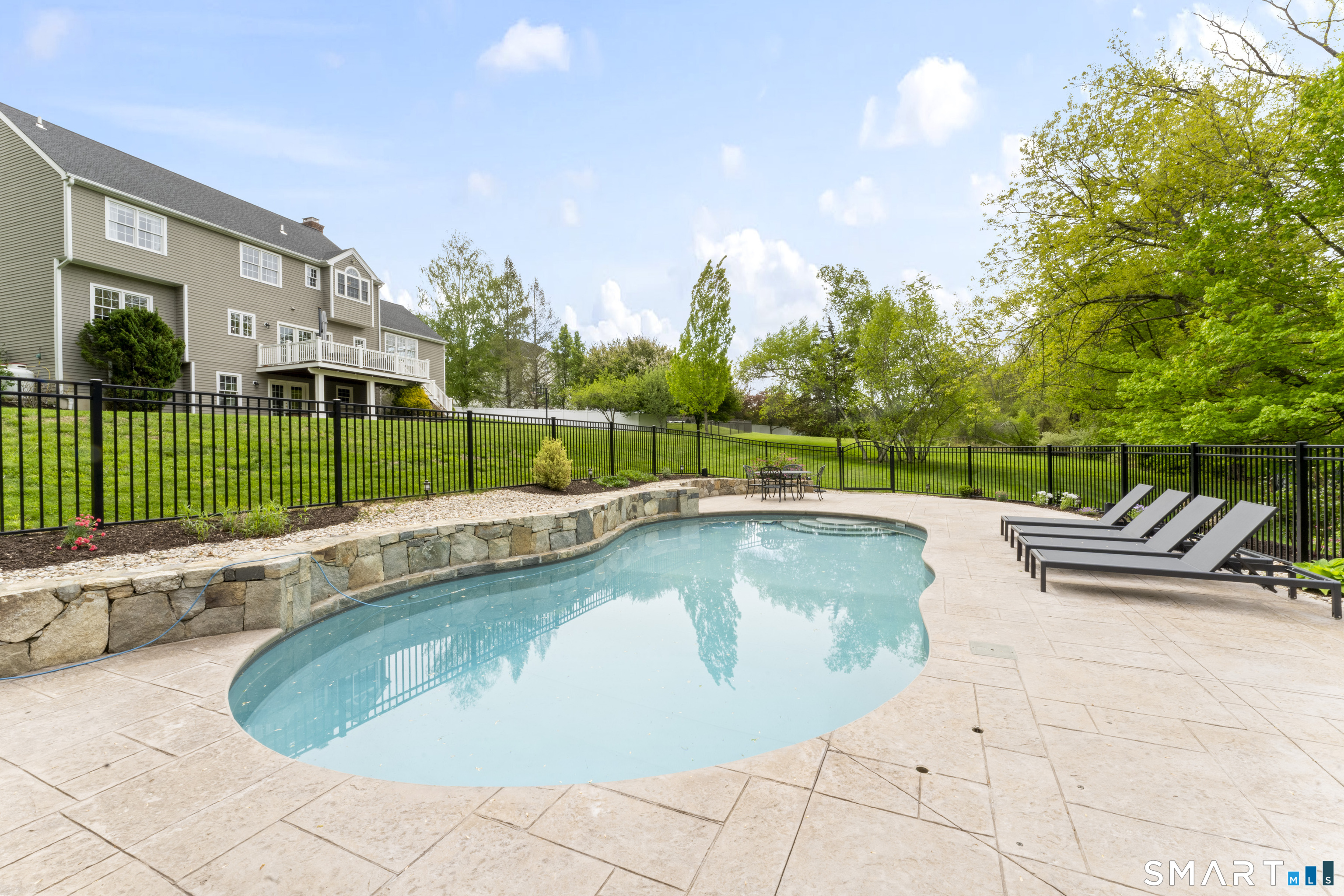 41 Charter Ridge Drive Newtown CT 06482