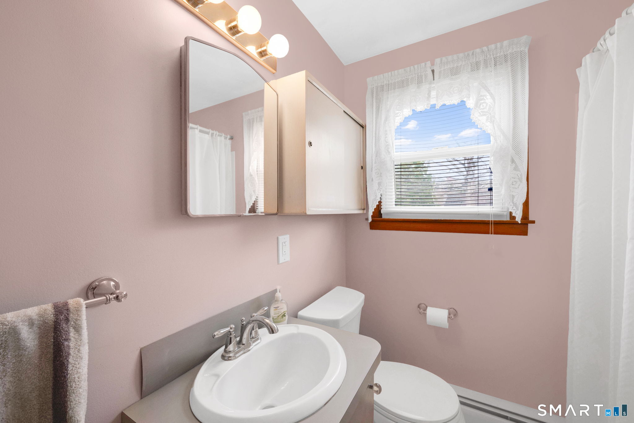 21 Light Street Enfield CT 06082