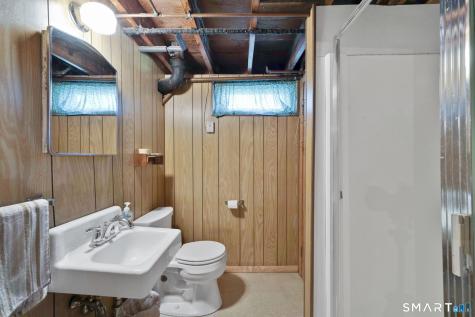 21 Light Street Enfield CT 06082