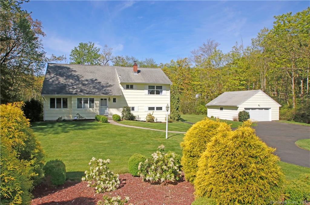 21 Currituck Road Newtown CT 06470