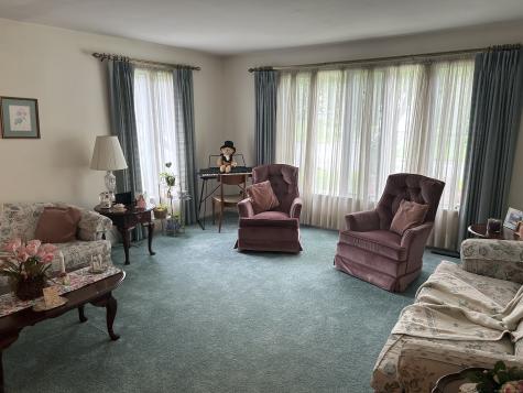 16 Round Hill Circle Naugatuck CT 06770