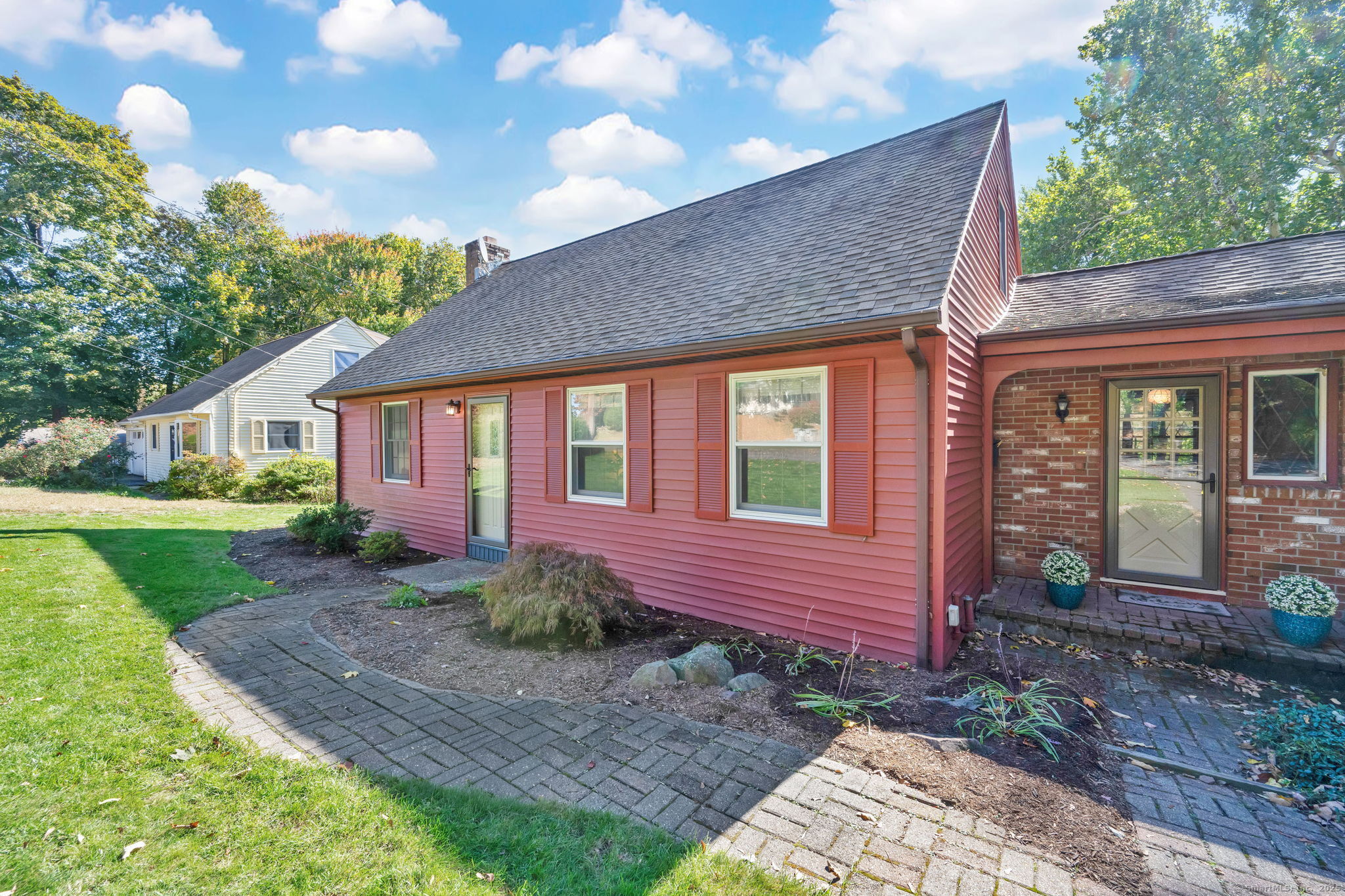 16 Knox Place Bristol CT 06010