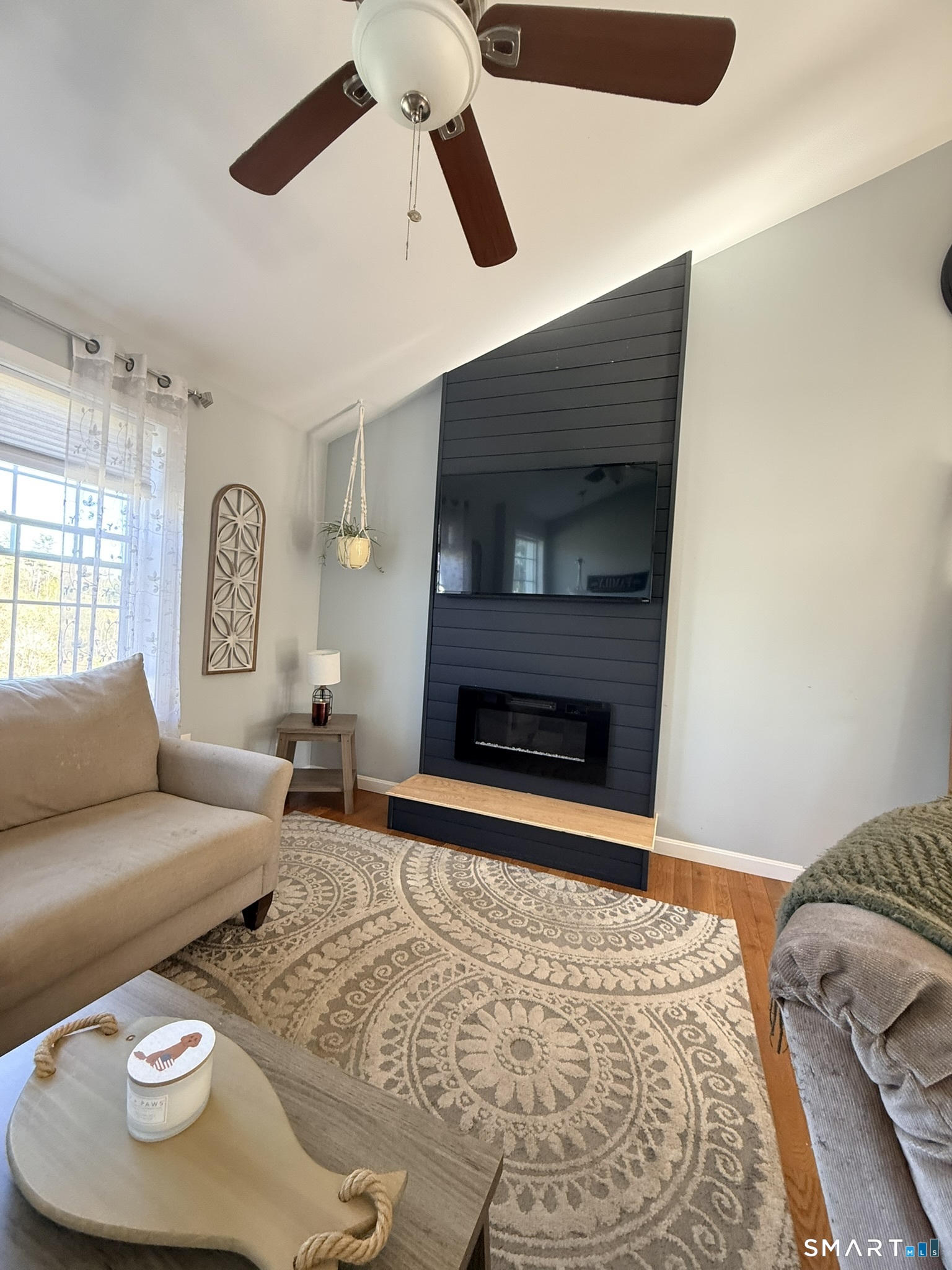 6 Lillian Avenue Thompson CT 06255