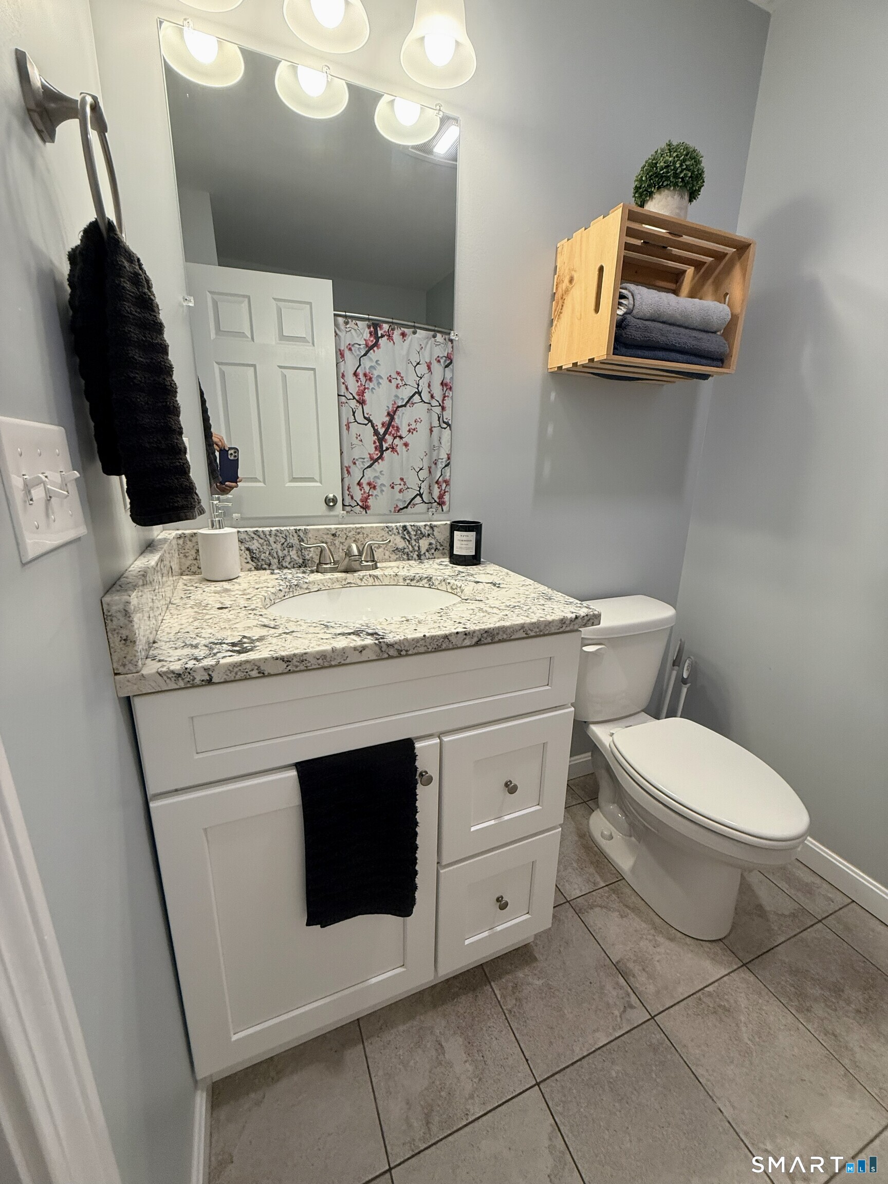 6 Lillian Avenue Thompson CT 06255
