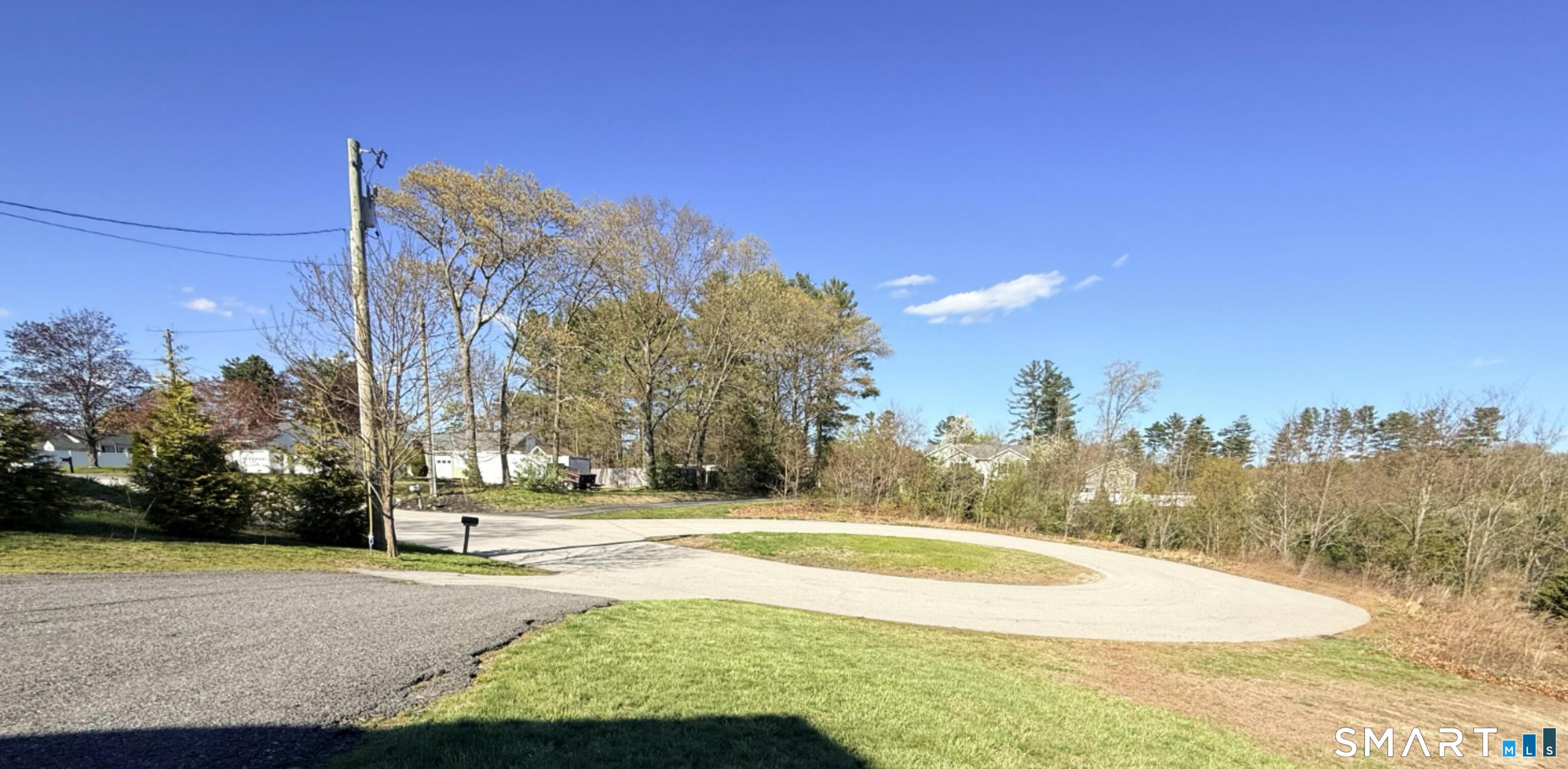 6 Lillian Avenue Thompson CT 06255