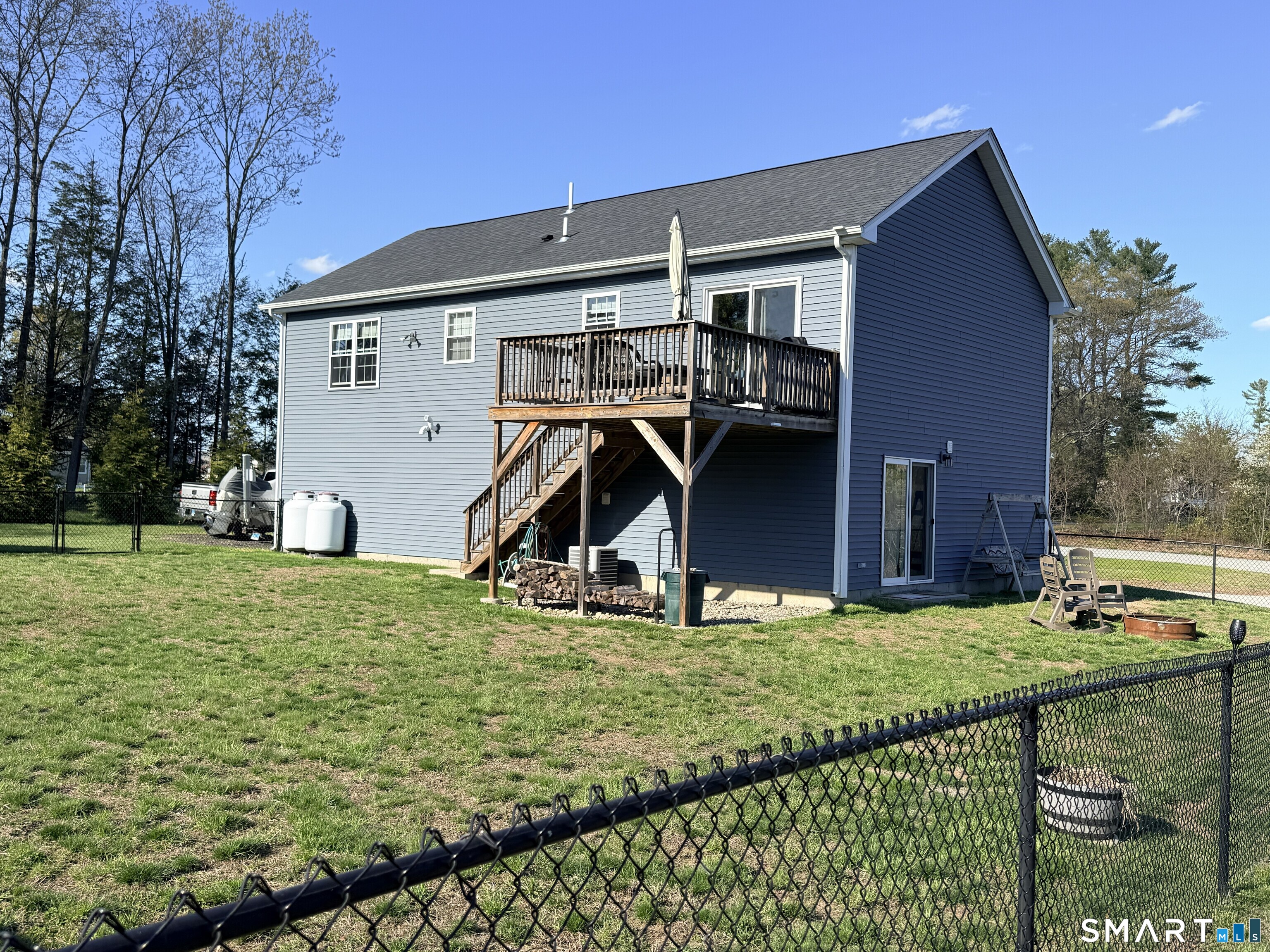 6 Lillian Avenue Thompson CT 06255