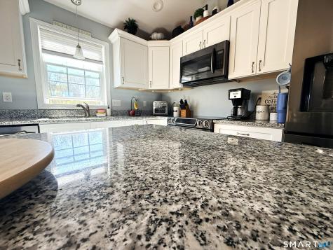 6 Lillian Avenue Thompson CT 06255