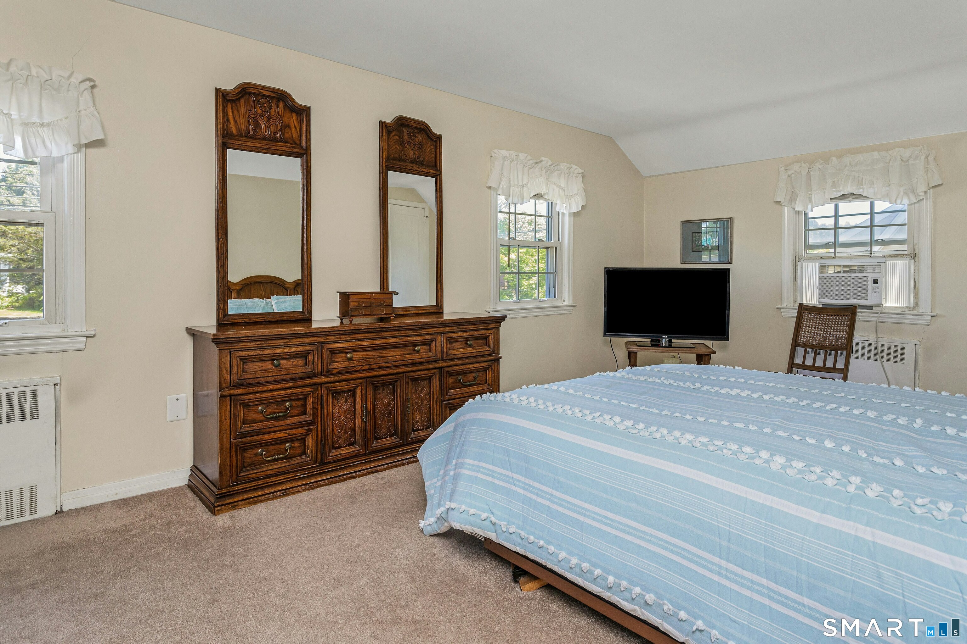 4949 Main Street Bridgeport CT 06606