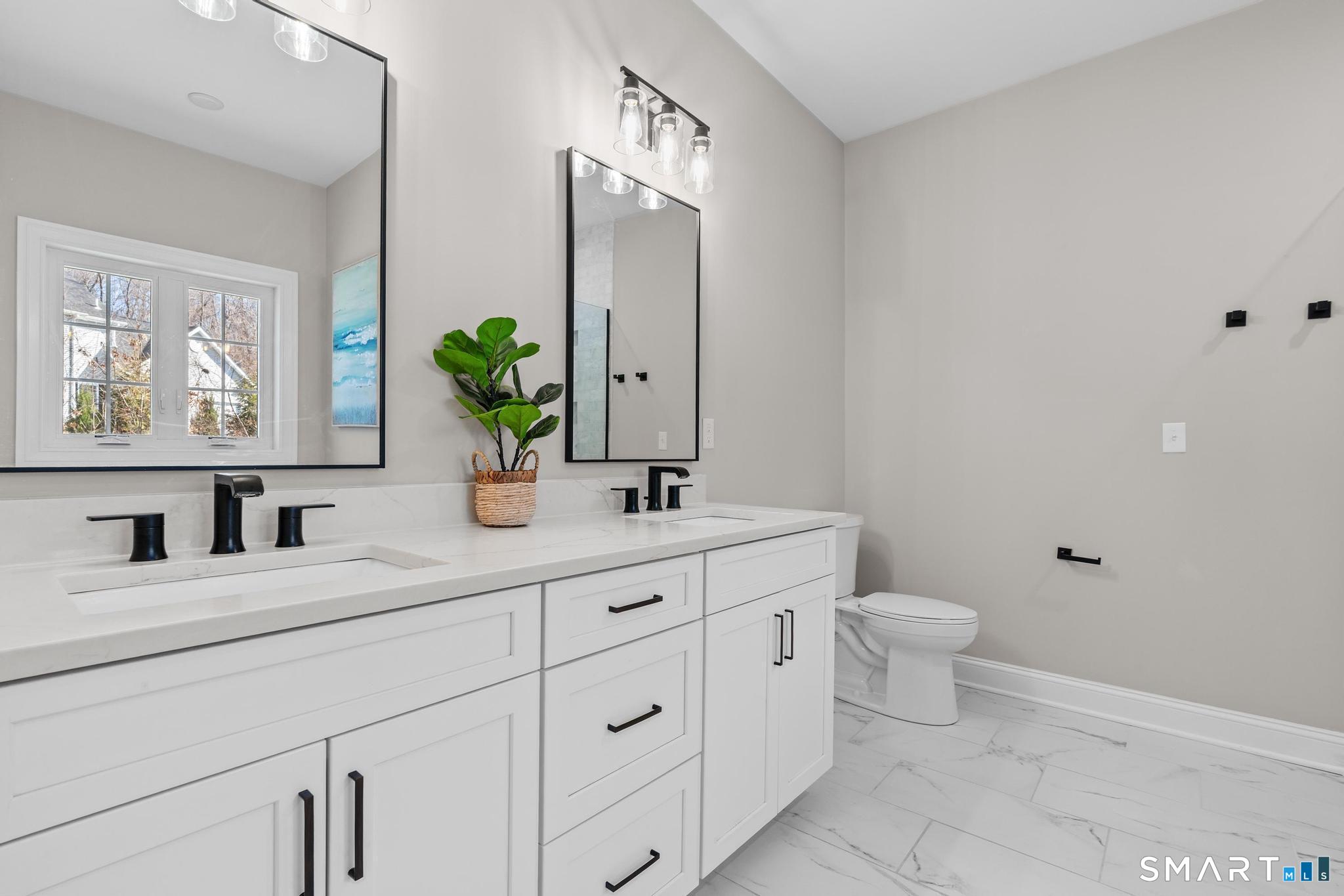 41 Sunrise Lane East Hampton CT 06424