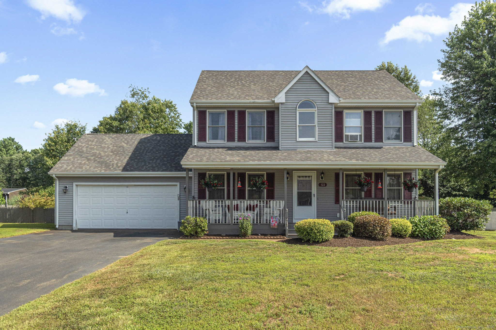 123 Dara Drive Colchester CT 06415