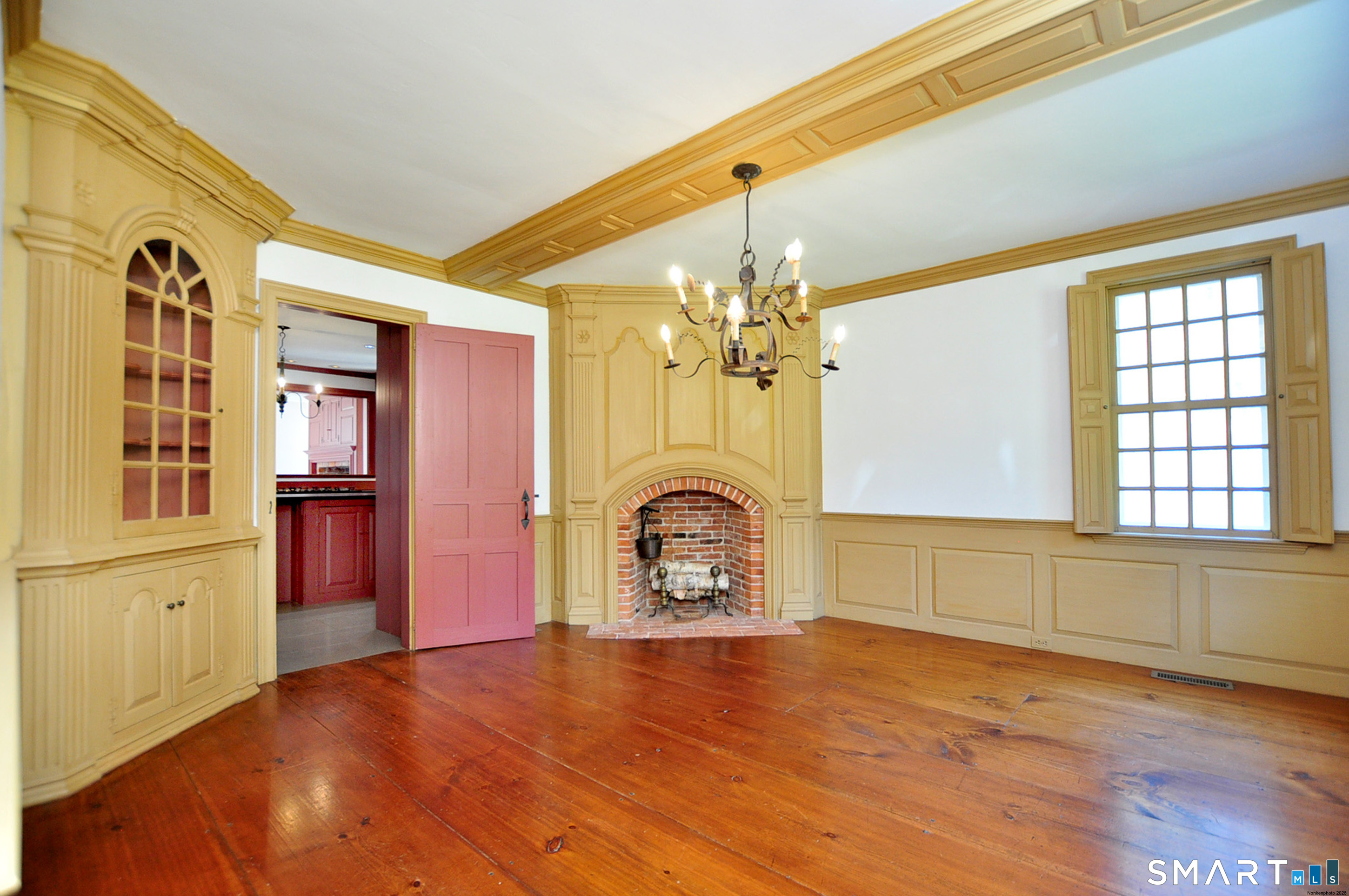 712 Spring Street Manchester CT 06040