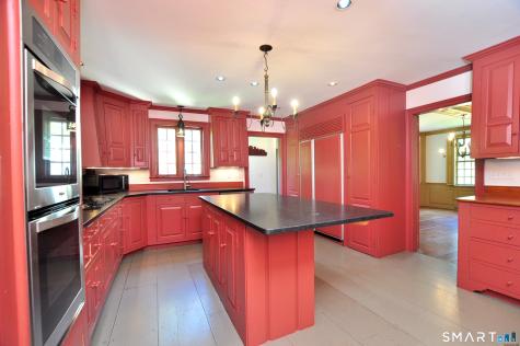 712 Spring Street Manchester CT 06040