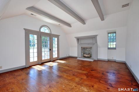 712 Spring Street Manchester CT 06040