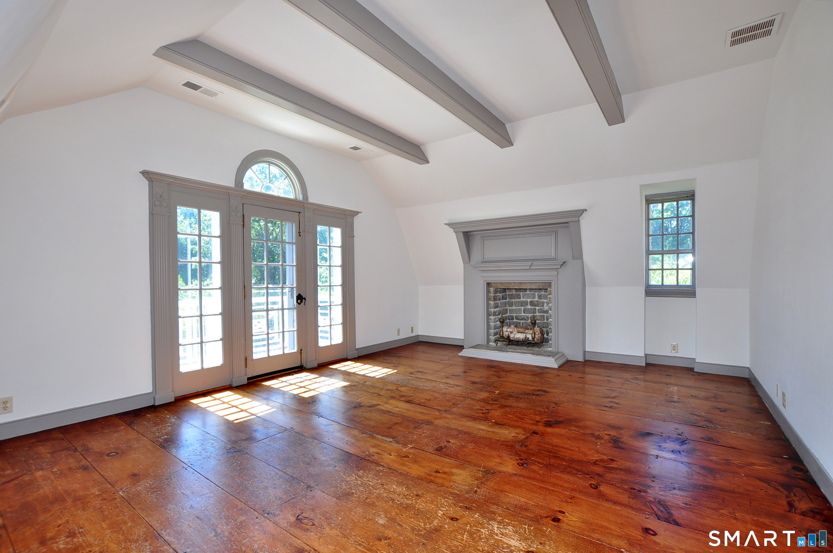 712 Spring Street Manchester CT 06040