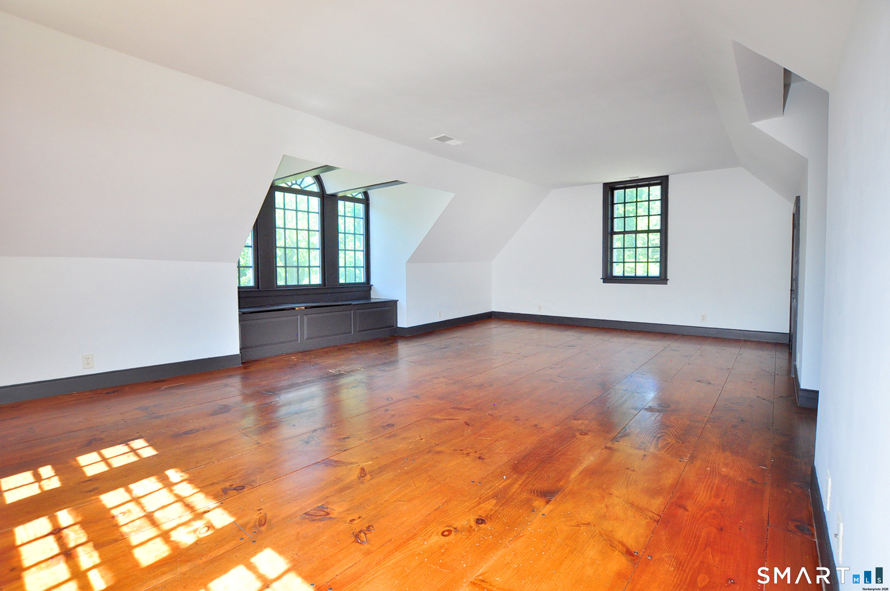 712 Spring Street Manchester CT 06040