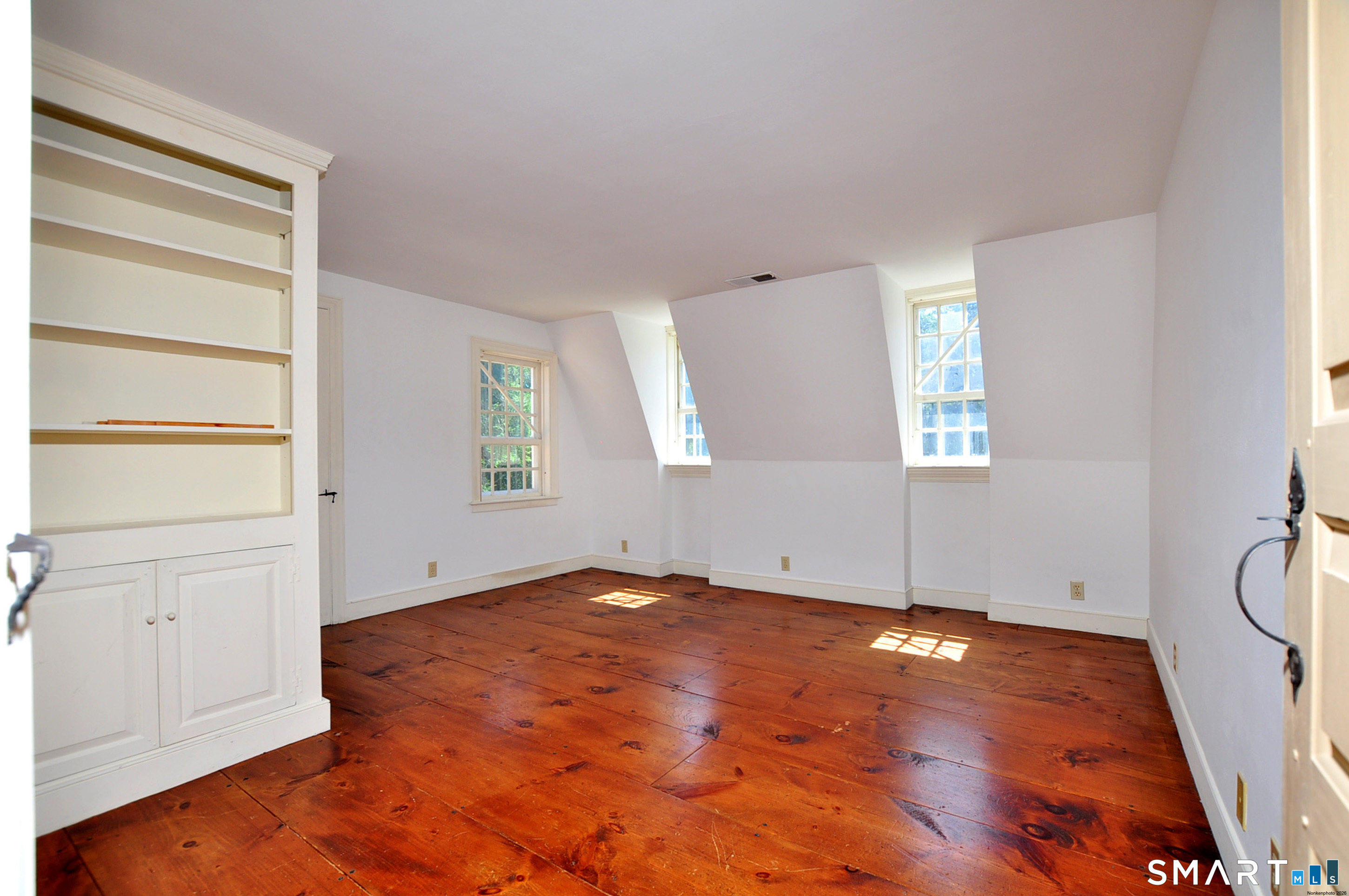 712 Spring Street Manchester CT 06040